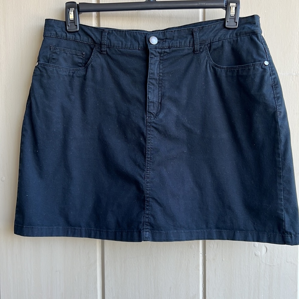 Croft & Barrow Black Skort_Size 12
